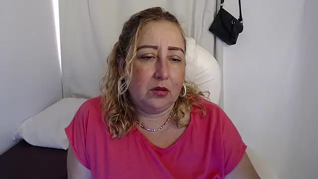 Xileny-Halliwey online show from 09-19-25, 03:49