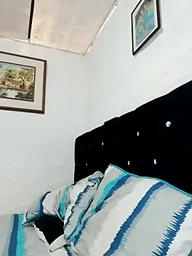 Snapshot of ElizabethWeil chatting on 02-04-26, 01:28 ElizabethWeil online show from 02-04-26, 01:28