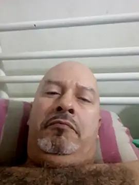 Snapshot of Juan_45 chatting on 07-22-26, 01:51 Juan 45 online show from 07-22-26, 01:51