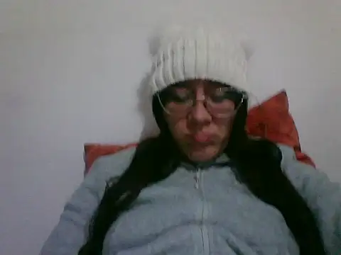 Snapshot of Darkness_jones_ chatting on 02-06-26, 07:54 Darkness jones online show from 02-06-26, 07:54