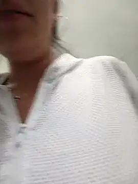 Snapshot of LIZ-06_ chatting on 03-13-25, 04:01 LIZ-06 online show from 03-13-25, 04:01