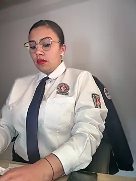 Snapshot of LIZ-06_ chatting on 09-24-25, 02:01 LIZ-06 online show from 09-24-25, 02:01