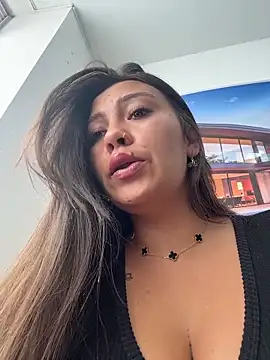 LIZ-06  online show from 03-03-26, 01:51