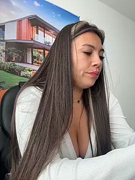 LIZ-06  online show from 03-04-26, 01:52