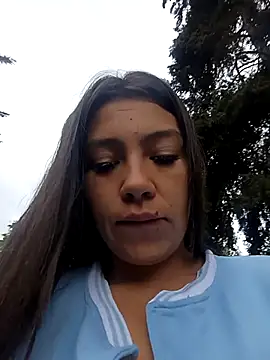 Snapshot of LIZ-06_ chatting on 03-18-25, 12:39 LIZ-06 online show from 03-18-25, 12:39