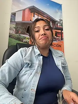 LIZ-06  online show from 03-12-26, 03:49