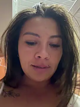 LIZ-06  online show from 06-11-26, 02:53