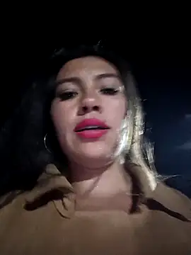 Snapshot of LIZ-06_ chatting on 03-20-25, 01:57 LIZ-06 online show from 03-20-25, 01:57