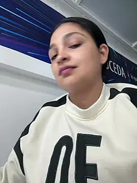 AdeleGray online show from 02-04-26, 11:11