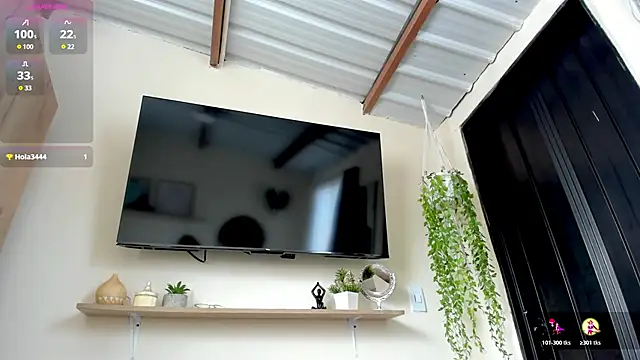 sofiaVelez01 online show from 02-28-26, 06:40