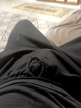 Cumi1454 online show from 10-22-25, 08:08