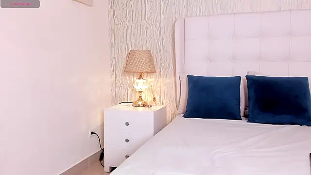 Snapshot of Jacub_Micke1 chatting on 02-15-26, 12:44 Jacub Micke1 online show from 02-15-26, 12:44