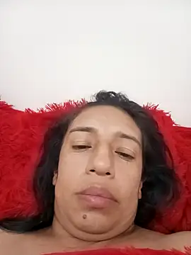 Snapshot of yaz_guzman chatting on 12-24-24, 12:11 yaz guzman online show from 12-24-24, 12:11