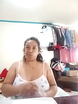 Snapshot of yaz_guzman chatting on 03-12-26, 01:04 yaz guzman online show from 03-12-26, 01:04