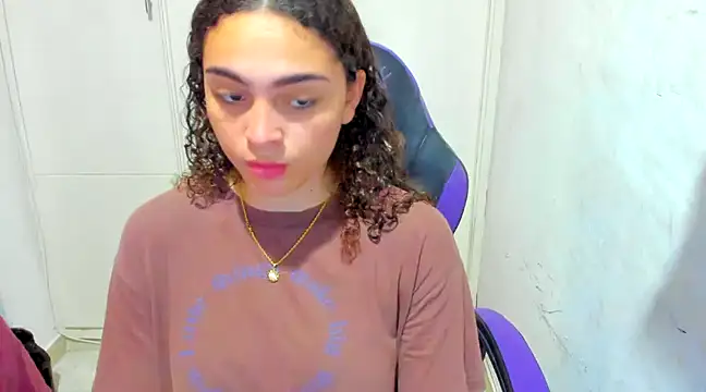 Lily anal squirt  online show from 12-26-24, 07:38