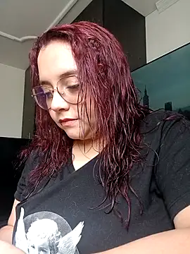 Snapshot of CURVY-HORNY chatting on 04-19-26, 05:36 CURVY-HORNY online show from 04-19-26, 05:36
