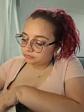 Snapshot of CURVY-HORNY chatting on 07-23-26, 02:53 CURVY-HORNY online show from 07-23-26, 02:53