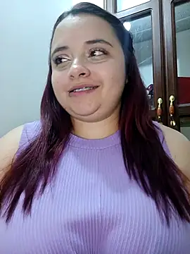 Snapshot of CURVY-HORNY chatting on 05-10-26, 11:17 CURVY-HORNY online show from 05-10-26, 11:17