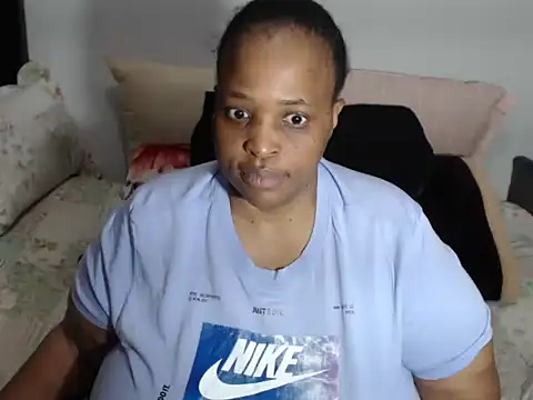Snapshot of BootyDiva5 chatting on 09-30-25, 02:50 BootyDiva5 online show from 09-30-25, 02:50
