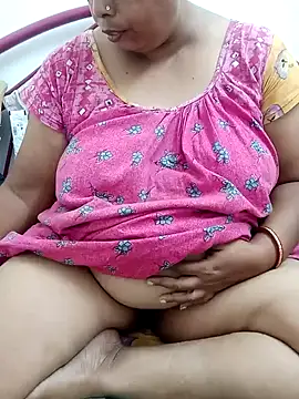 Hotty-rumi online show from 11-13-25, 12:36