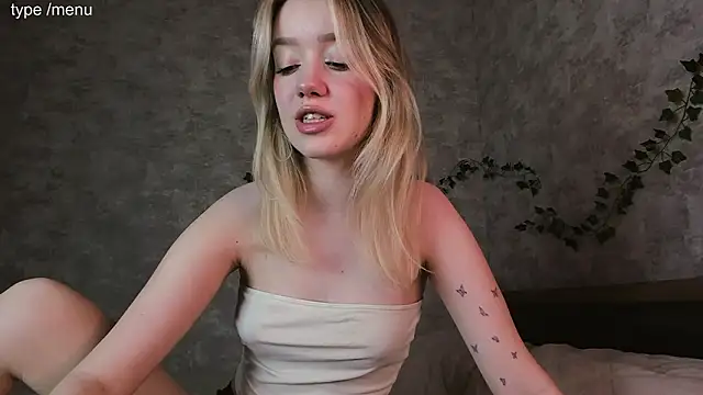 cutiemia0 online show from 03-13-26, 06:51