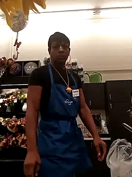 Snapshot of kobrashekyng chatting on 10-20-25, 02:39 kobrashekyng online show from 10-20-25, 02:39