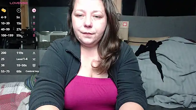 Snapshot of KasiaPrivat chatting on 01-28-25, 05:03 KasiaPrivat online show from 01-28-25, 05:03