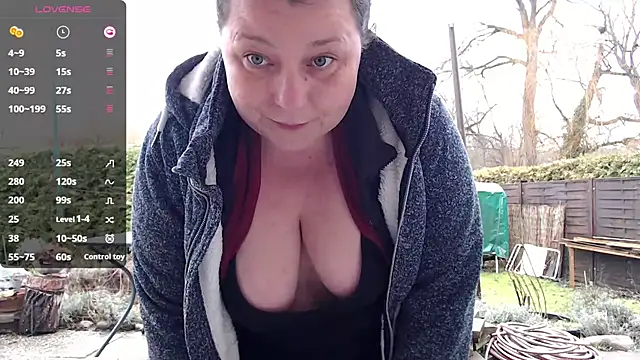 Snapshot of KasiaPrivat chatting on 02-28-25, 03:15 KasiaPrivat online show from 02-28-25, 03:15