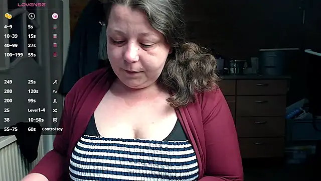 Snapshot of KasiaPrivat chatting on 03-14-25, 05:13 KasiaPrivat online show from 03-14-25, 05:13