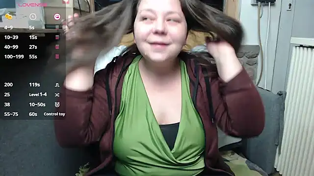 Snapshot of KasiaPrivat chatting on 01-13-25, 06:38 KasiaPrivat online show from 01-13-25, 06:38