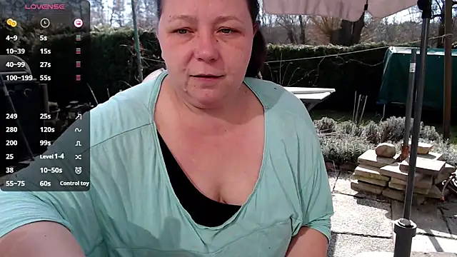 Snapshot of KasiaPrivat chatting on 03-05-25, 04:57 KasiaPrivat online show from 03-05-25, 04:57