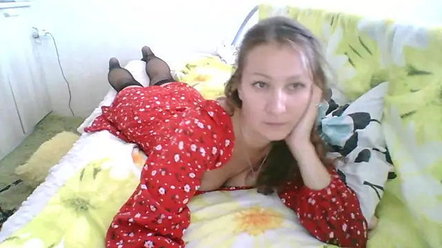 Snapshot of Yulia777 chatting on 09-24-25, 09:38 Yulia777 online show from 09-24-25, 09:38