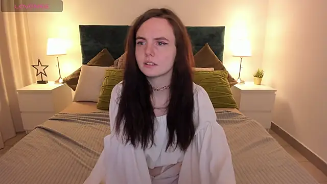 AmA lia  online show from 02-07-25, 08:22