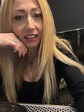 harleyejoker1 online show from 02-24-25, 07:52