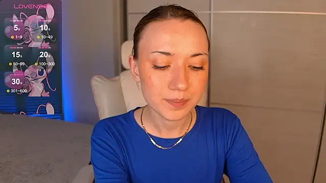 Snapshot of Maddy_Garcia chatting on 03-23-25, 02:26 Maddy Garcia online show from 03-23-25, 02:26