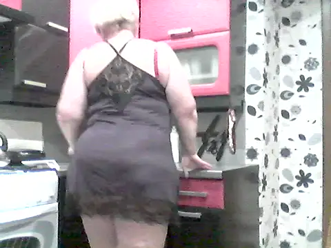 Lisa Suzie online show from 11-03-25, 03:15