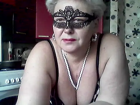 Lisa Suzie online show from 03-12-26, 07:45