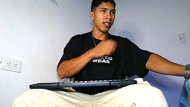 maximo vega newv online show from 03-12-26, 07:51