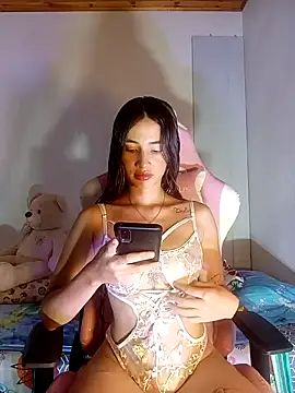 Snapshot of Nicol_Lourdes chatting on 12-30-24, 02:08 Nicol Lourdes online show from 12-30-24, 02:08