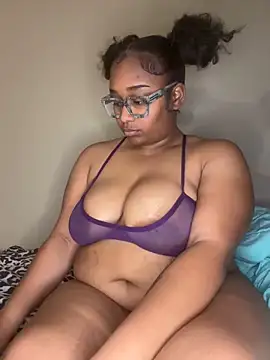 Snapshot of Joy_Tsubaki chatting on 12-20-24, 08:06 Joy Tsubaki online show from 12-20-24, 08:06