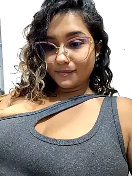 BrendaGirs online show from 04-15-26, 02:28