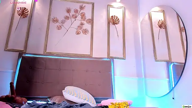 amandalee01 online show from 04-06-26, 04:46