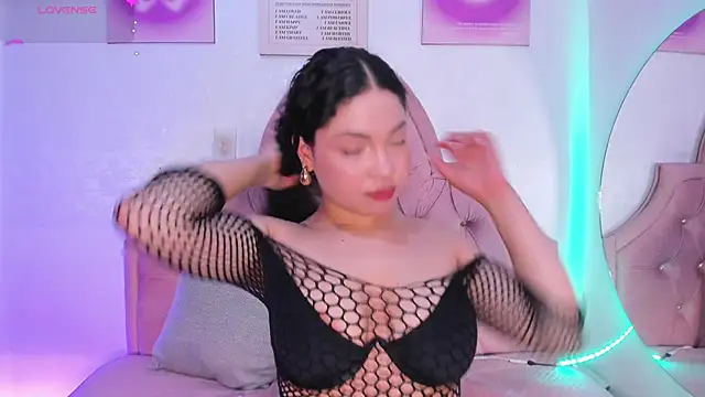 amandalee01 online show from 09-18-25, 07:50