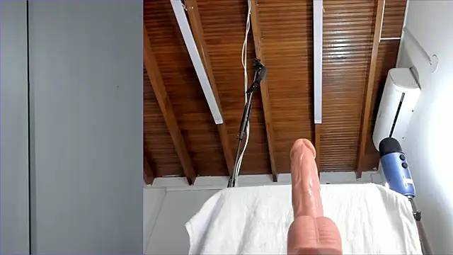 Lucy carter  online show from 02-12-26, 02:55