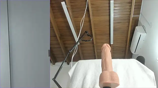 Lucy carter  online show from 11-08-25, 02:53