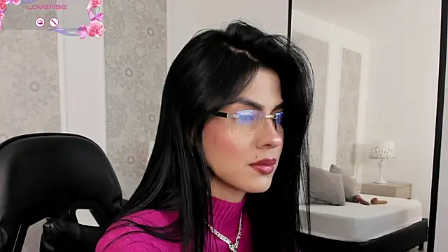 Snapshot of stephanya_ chatting on 05-14-26, 07:44 stephanya online show from 05-14-26, 07:44