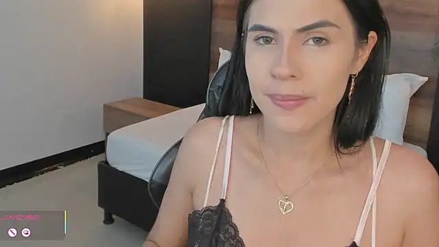 stephanya  online show from 02-18-26, 07:21