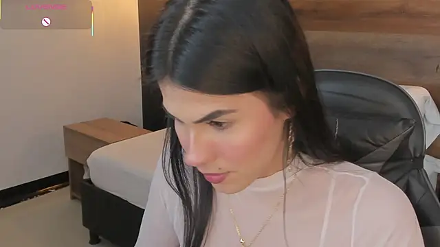 stephanya  online show from 02-07-26, 07:22