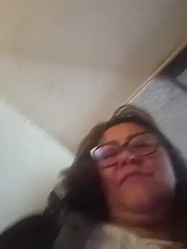 Darly Gomez online show from 05-26-26, 04:16