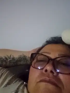 Darly Gomez online show from 03-21-25, 03:33